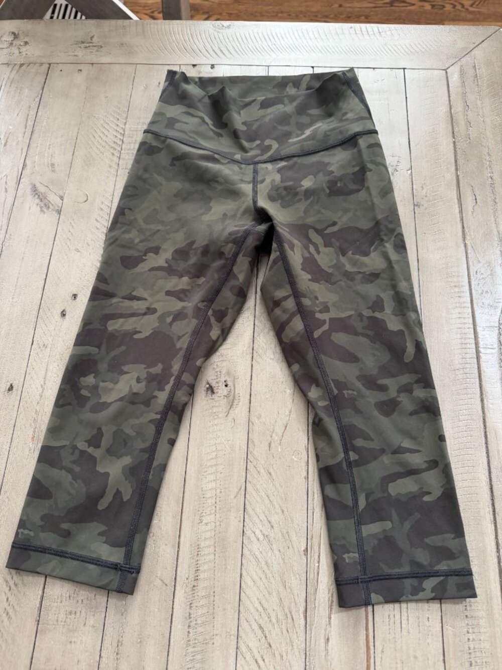 Lululemon Wunder Under High-Rise 1/2 Tight Full-On Luxtreme 17" Incognito Camo 4